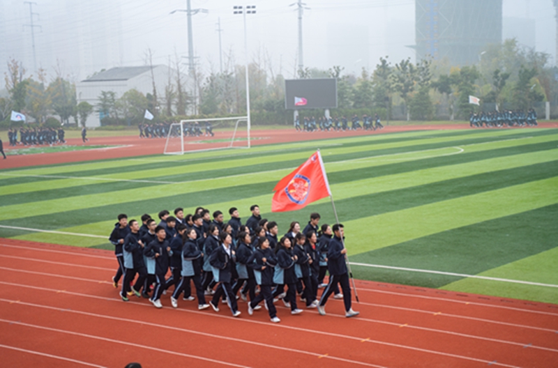 励志跑操，开启每日超燃时刻！ ——北外新华高中部励志跑操